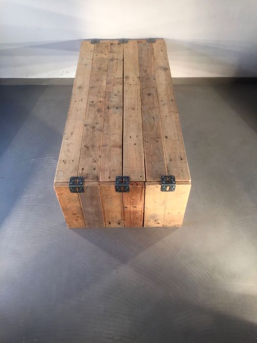 Mesa de salão feita à mão por RawWoods