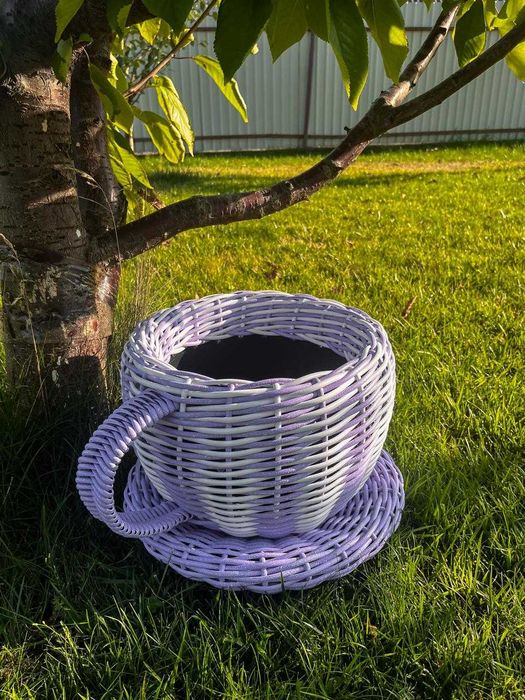 Садовий декор з ротангу