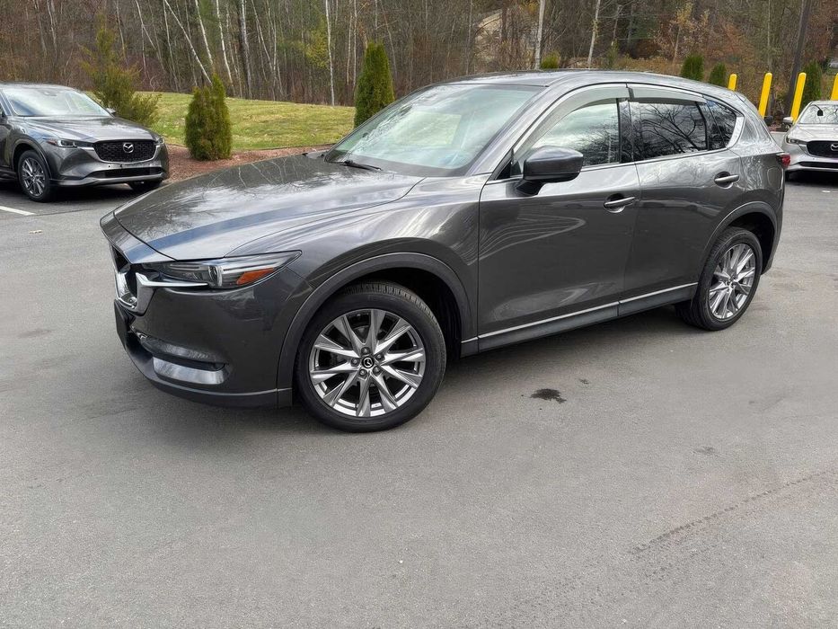 Mazda CX-5 Grand Touring      2019