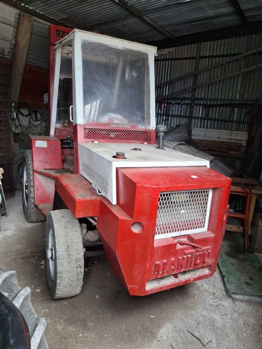 Vende-se Empilhador Manitou BF - 3,5T