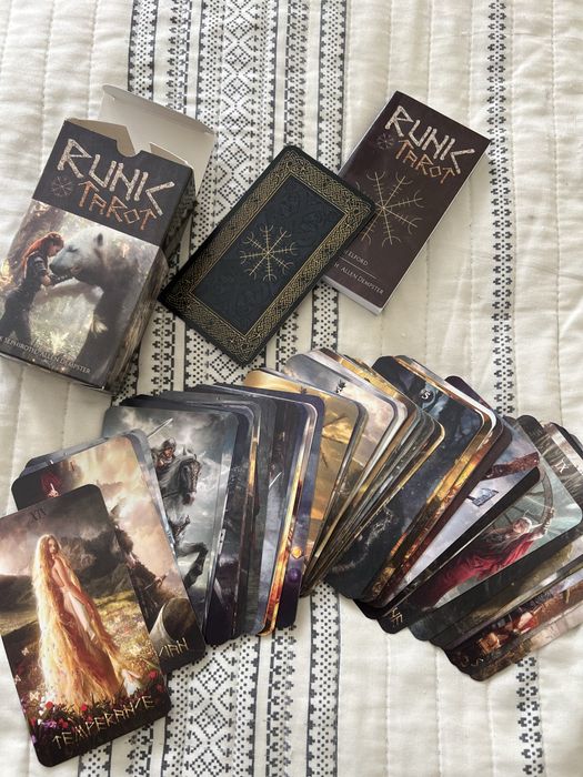 Карти Таро Runk Tarot
