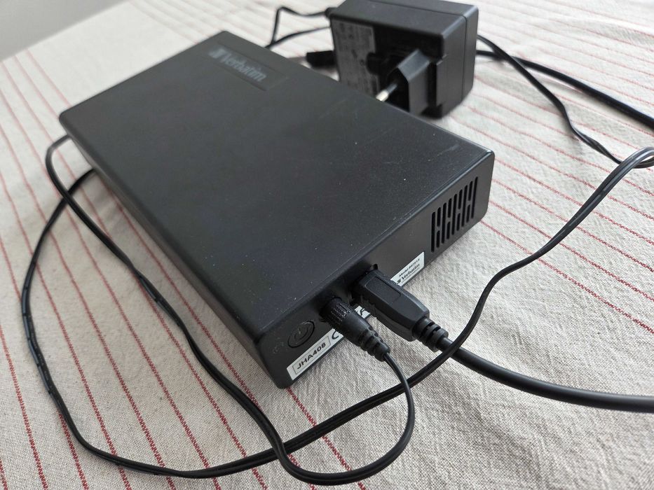 Внешний жесткий диск HDD Verbatim 1,5 ТБ.