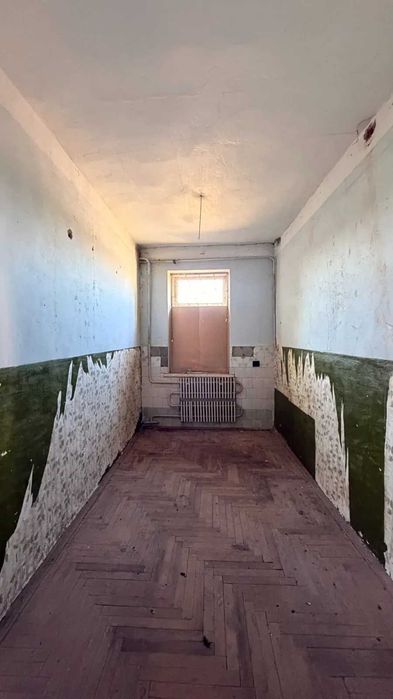 Продаж фасадної виробничої/складської будівлі на власній земельній ділянці м . Тисмениця