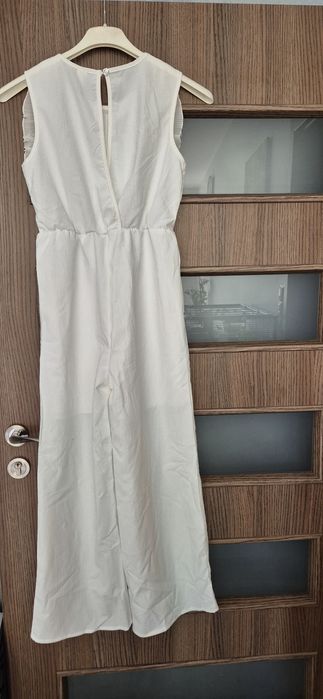 Biały elegancki Nowy kombinezon idealny na komunię 12lat z paskiem