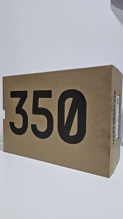 Adidas Yeezy Boost 350 V2 Beluga