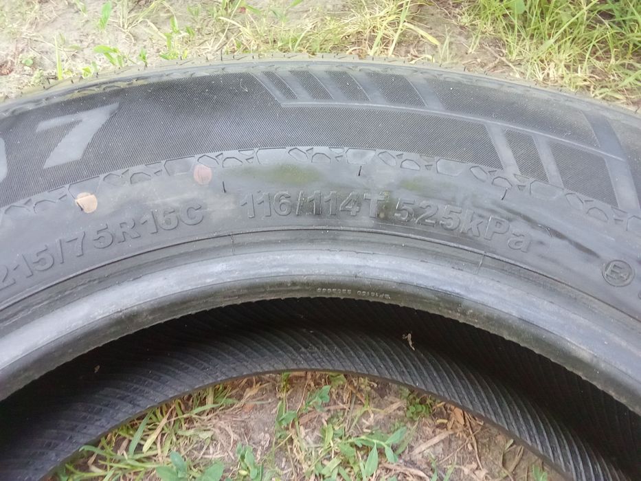 Резина KAPSEN RS07 215/75 R16C летняя.