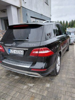 Mercedes-Benz ML350 BlueTec 4-Matic