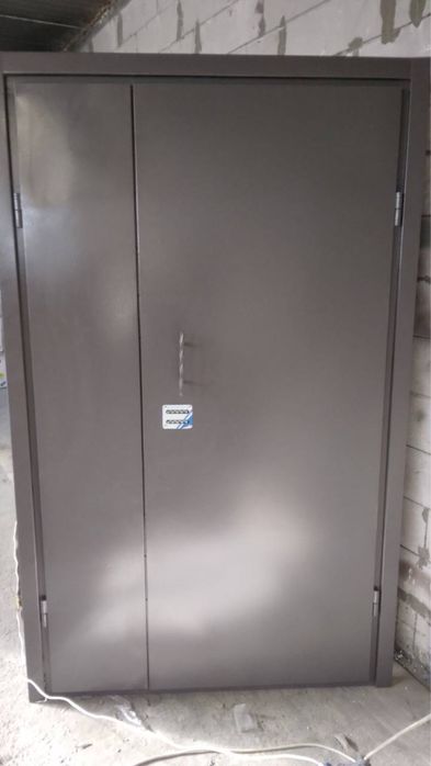 По всій Україні! Титанові двері в квартиру офіси будинки