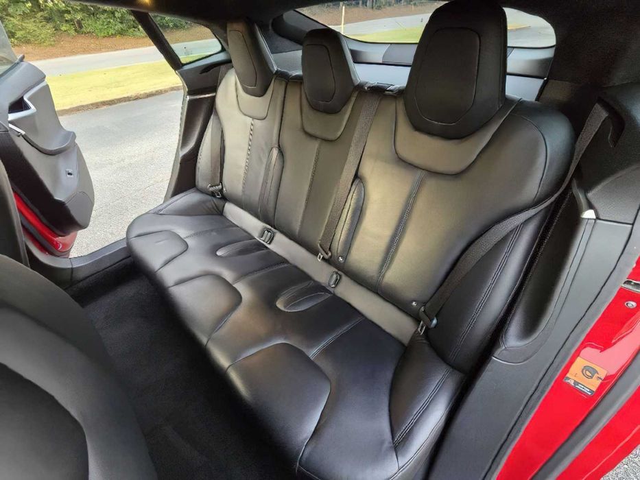 Tesla Model S P100D      2016