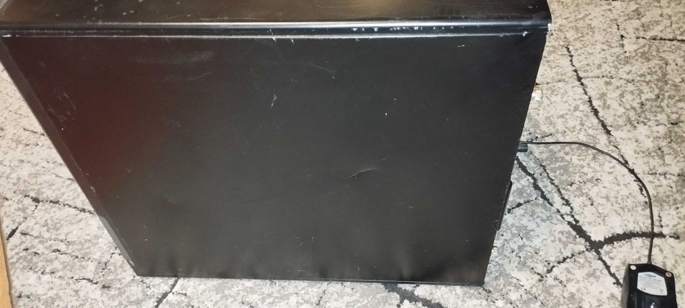 komputer stacjonarny gigabyte, asus, intel core, ati radeon, zalman