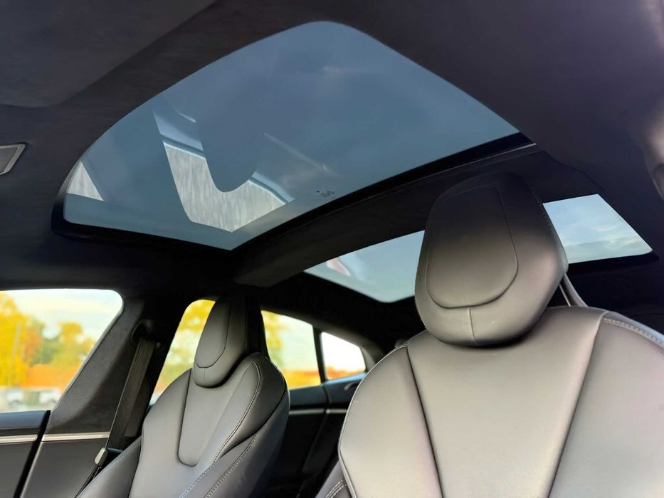 Tesla Model S 100D      2017