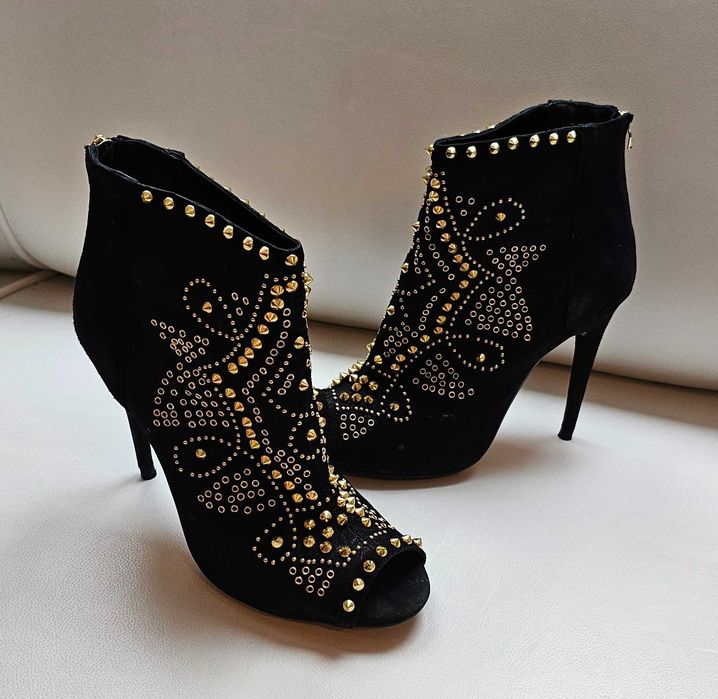 Zara botki bez palców złote nity roz 41