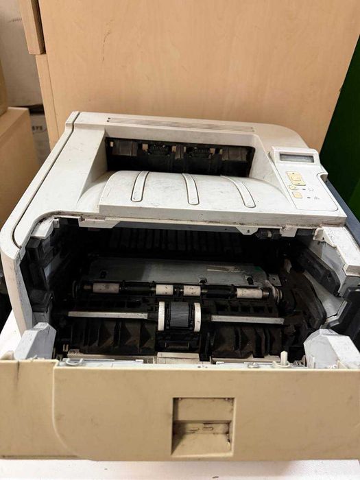 Принтер HP LaserJet P2055d на запчастини