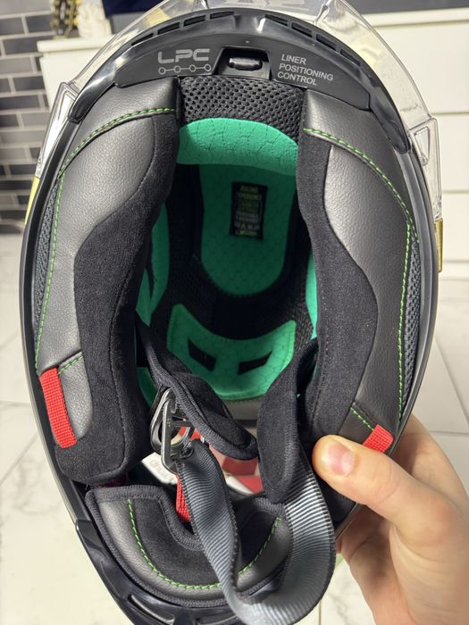 Шолом X-lite X-803 RS Ultra Carbon Golden Edition