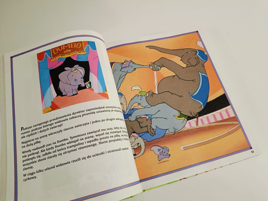 Książka Disney bajeczne opowieści 101 dalmatyńczyków Aladyn Bambi król lew Pinokio dumbo