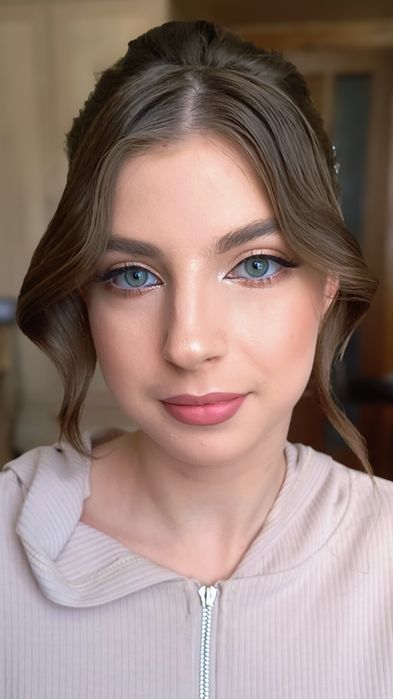 Макіяж і зачіска від 1550 грн за образ