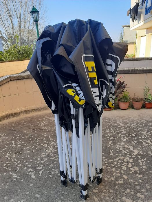 Tenda desdobrável 3x3