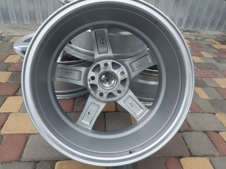 Диски литі 5/112 R17