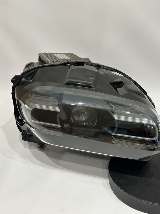 Porsche Taycan фари фара передня оптика в наявності 9J1941032F 9J1941031F