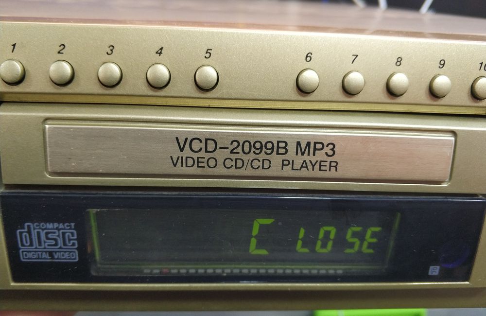 Cd Проигрыватель Holila VCD-2099B MP3: 400 грн. - Cd / md