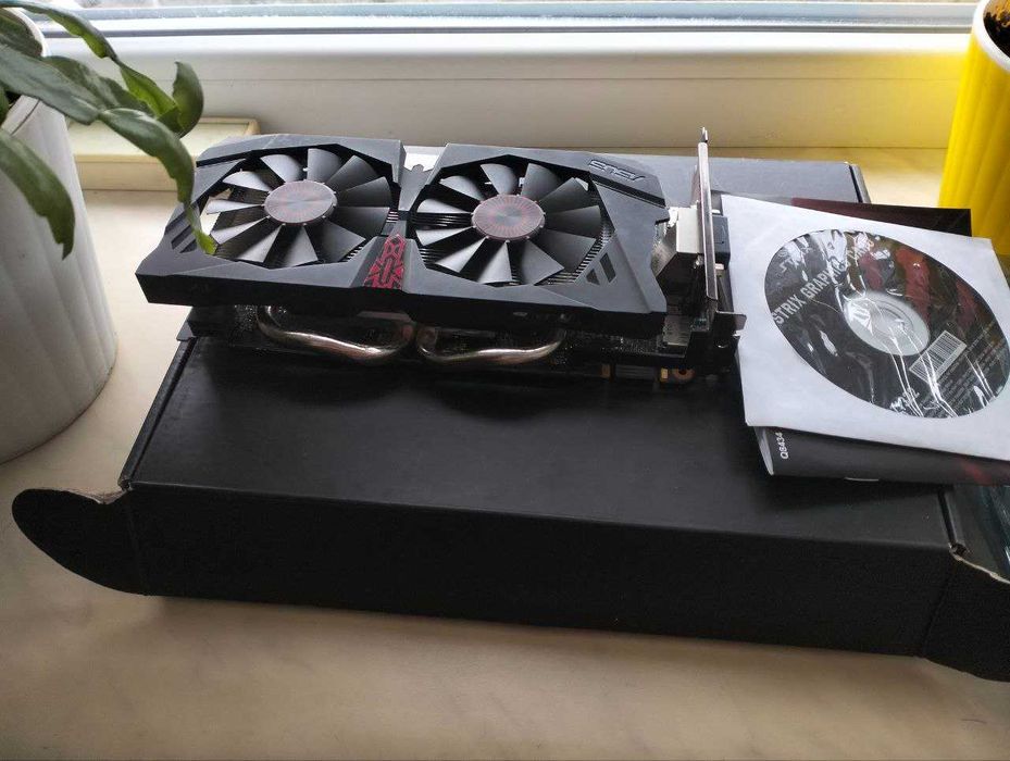 ASUS STRIX GTX 950 2GB в ідеальному стані