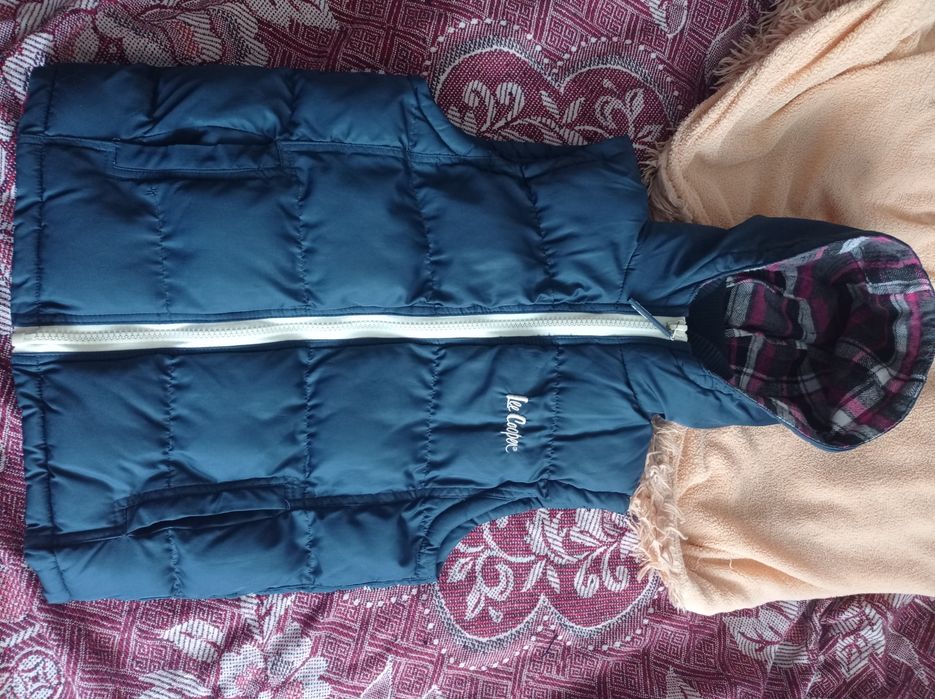 Жилет з капюшоном Lee Cooper