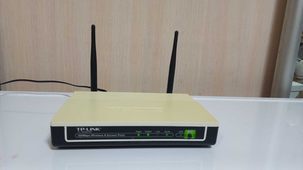 Точка доступу TP-Link TL-WA901ND + Wi Fi роутер D-Link DI 624+