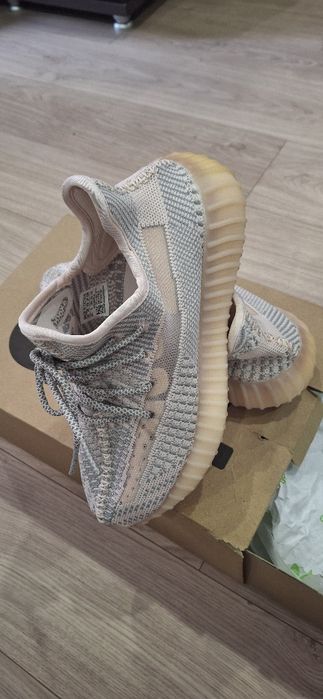 Кросівки  Yeezy Adidas Boost 350 39 розмір 24 см.