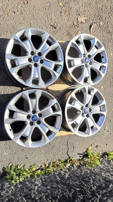 Felgi aluminiowe Ford kuga 7,5jx18 et52,5 oryginalne