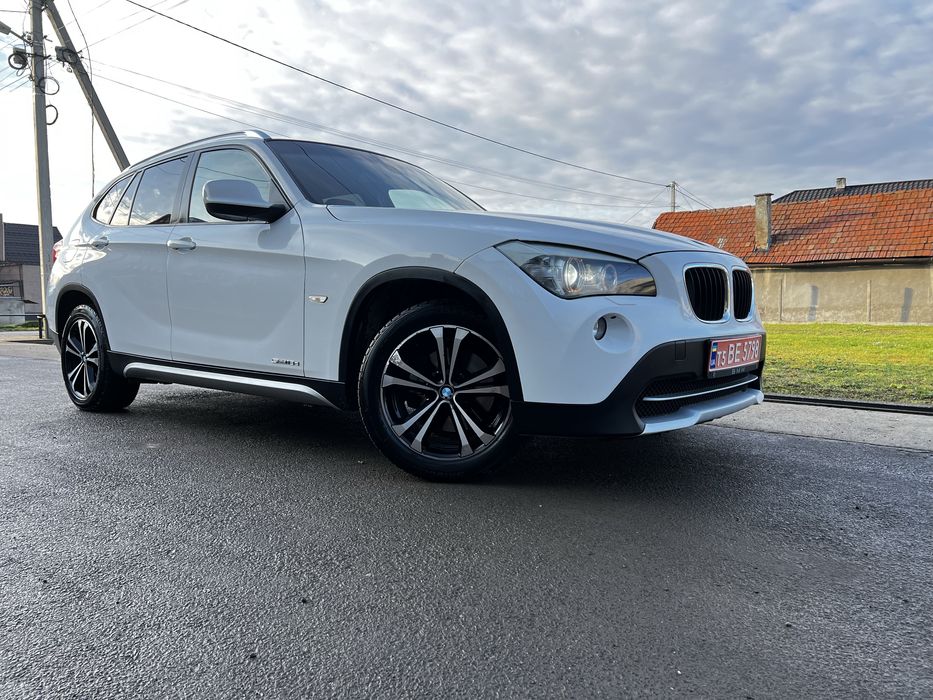 Продам BMW X1  2.0 Dizel