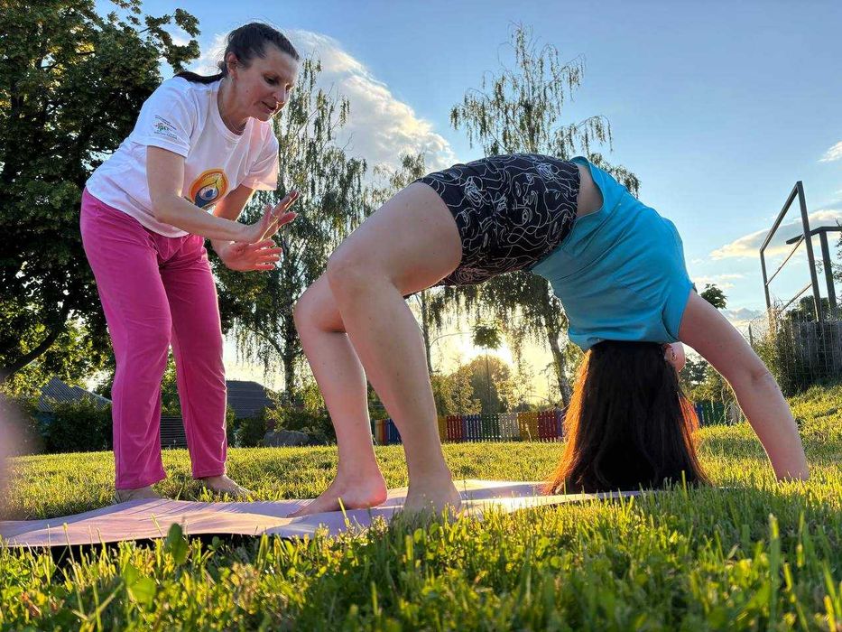 Практика йоги, цвяхостояння, Хатха йога