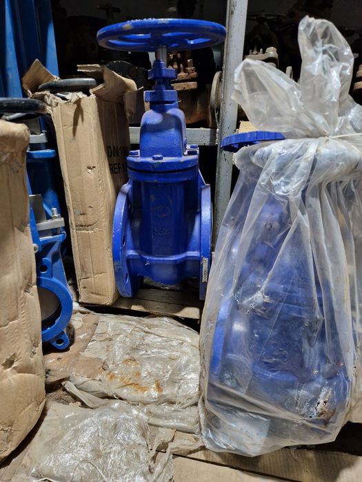 Задвижка засувка вентиль Zetkama Dn 100, 150