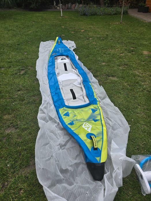 Kajak pompowany 2-osobowy Aquatone Glacier 14'0 427 cm