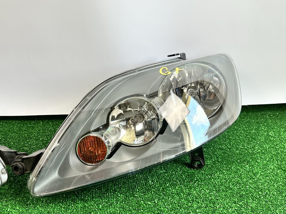 Передні фари Volkswagen Golf plus, Вольцваген гольф плюс  1ЕЕ24701306-1ЕЕ24701305
