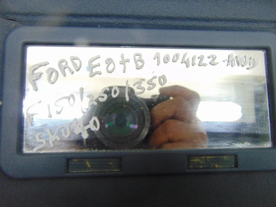 Ford Broncko palas sol