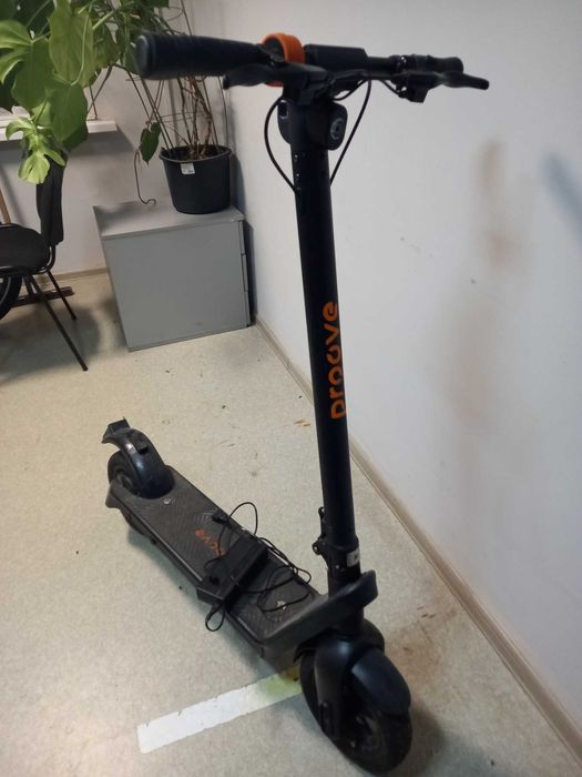 Електросамокат Proove Pro Max