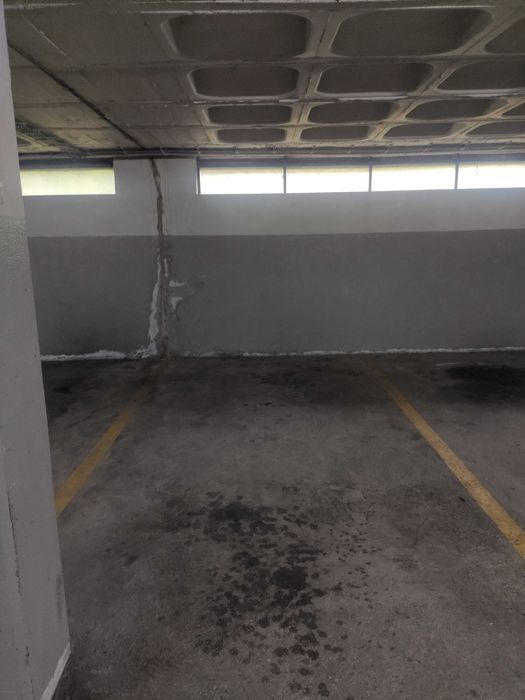 Lugar de garagem Campo Alegre- Segurança 24 h