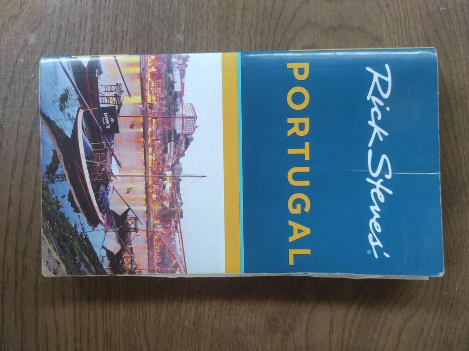 Book: Rick Steves' "Portugal" Travel Guide (2013 Edition)
