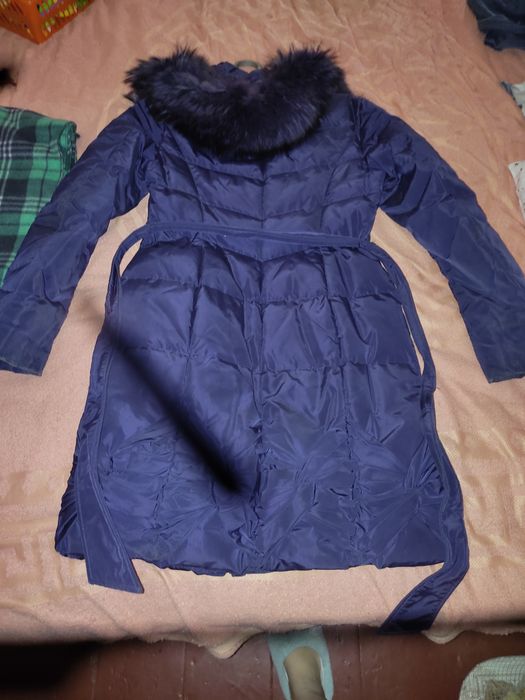 Куртка жіноча пуховик синього кольору