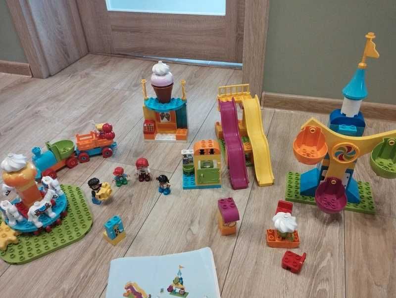 LEGO Duplo Wesołe miasteczko