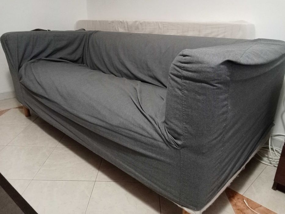 Sofá para 3 pessoas confortável em excelente estado de conservação