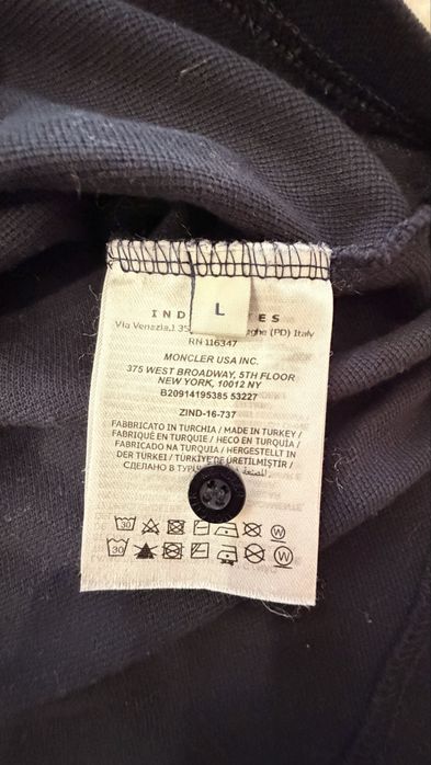 Футболка Moncler