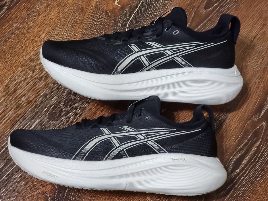Оригінал 100% чоловічі кросівки asics nimbus 27   eur 44.5