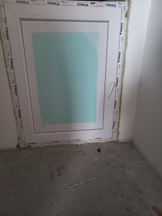 Продам двері висота 1021 ширина 98 нові