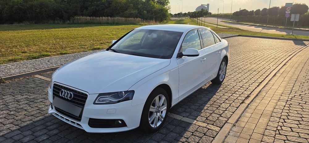 Audi A4 Limousine