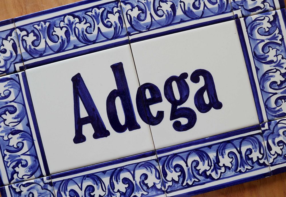 Azulejos pintados à mão - Adega