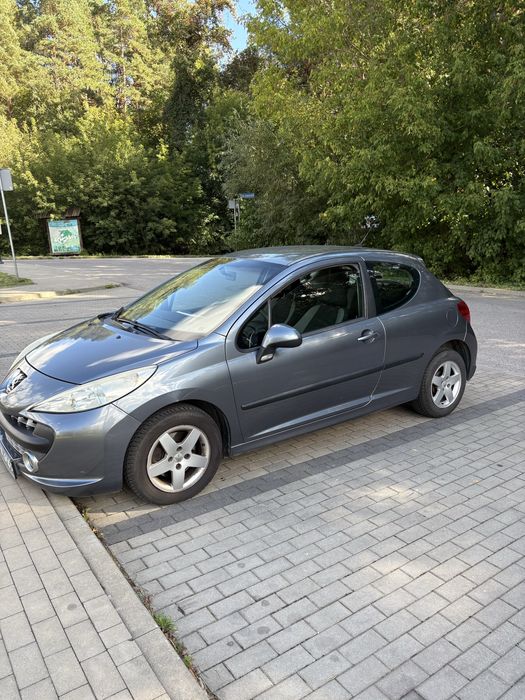 Peugeot 207