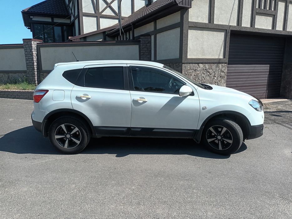 продажа авто Ниссан Кашкай 2011 года