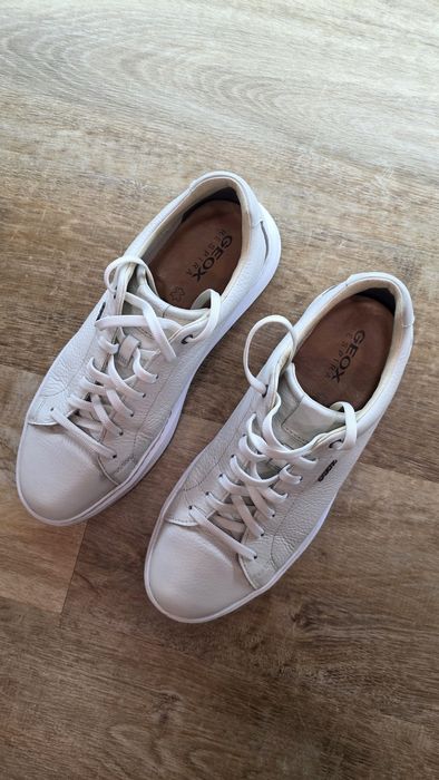 Кроссовки Geox кожанные