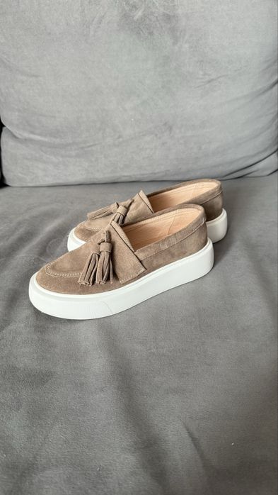 Продам мокасини 22 см устілка, замшеві